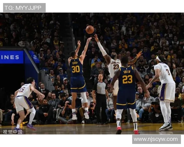 约基奇与詹姆斯的巅峰对决谁能在NBA历史中书写新篇章 约基奇与詹姆斯的巅峰对决谁能在NBA历史中书写新篇章