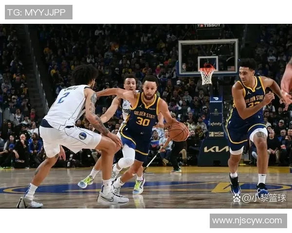 2018年11月18日勇士队与独行侠队激战回顾精彩瞬间与赛后分析