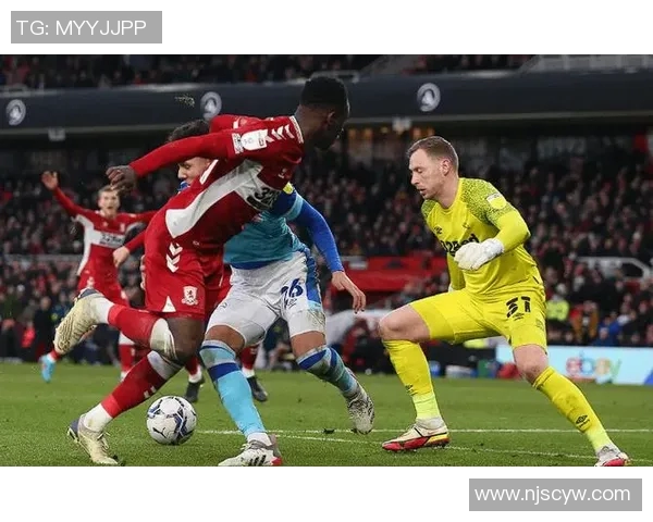 安德莱与摩斯高的激烈对决揭示足球战术的博弈与魅力