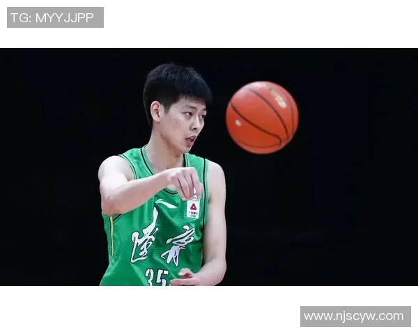 朱荣振的艺术之路与人生哲学探讨：从创作到灵感的深度解析