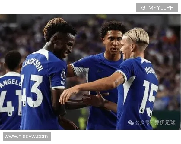 曼联与切尔西激战再续英超经典对决精彩回放分析