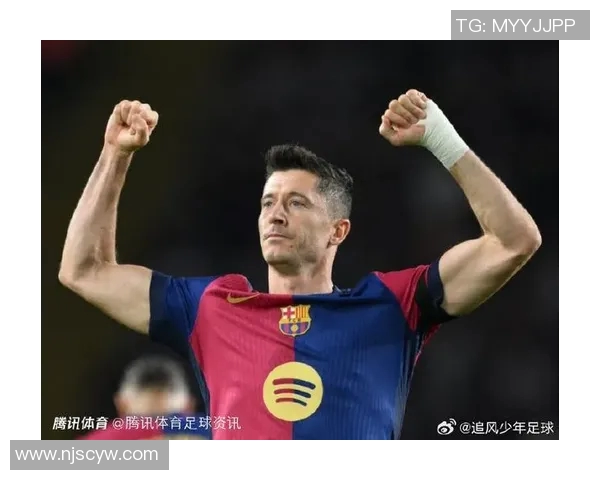 莱万领衔新赛季足球盛宴球迷期待他的精彩表现与传奇时刻