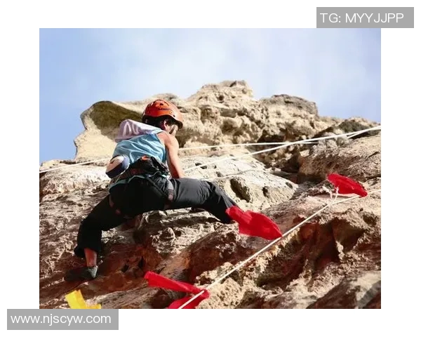 上海攀岩队技术提升之路：探索攀岩技巧与训练方法的深度分析